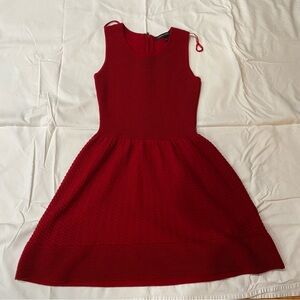 Cynthia Steffe Elegant Red Sleeveless Merino wool Dress size Small
